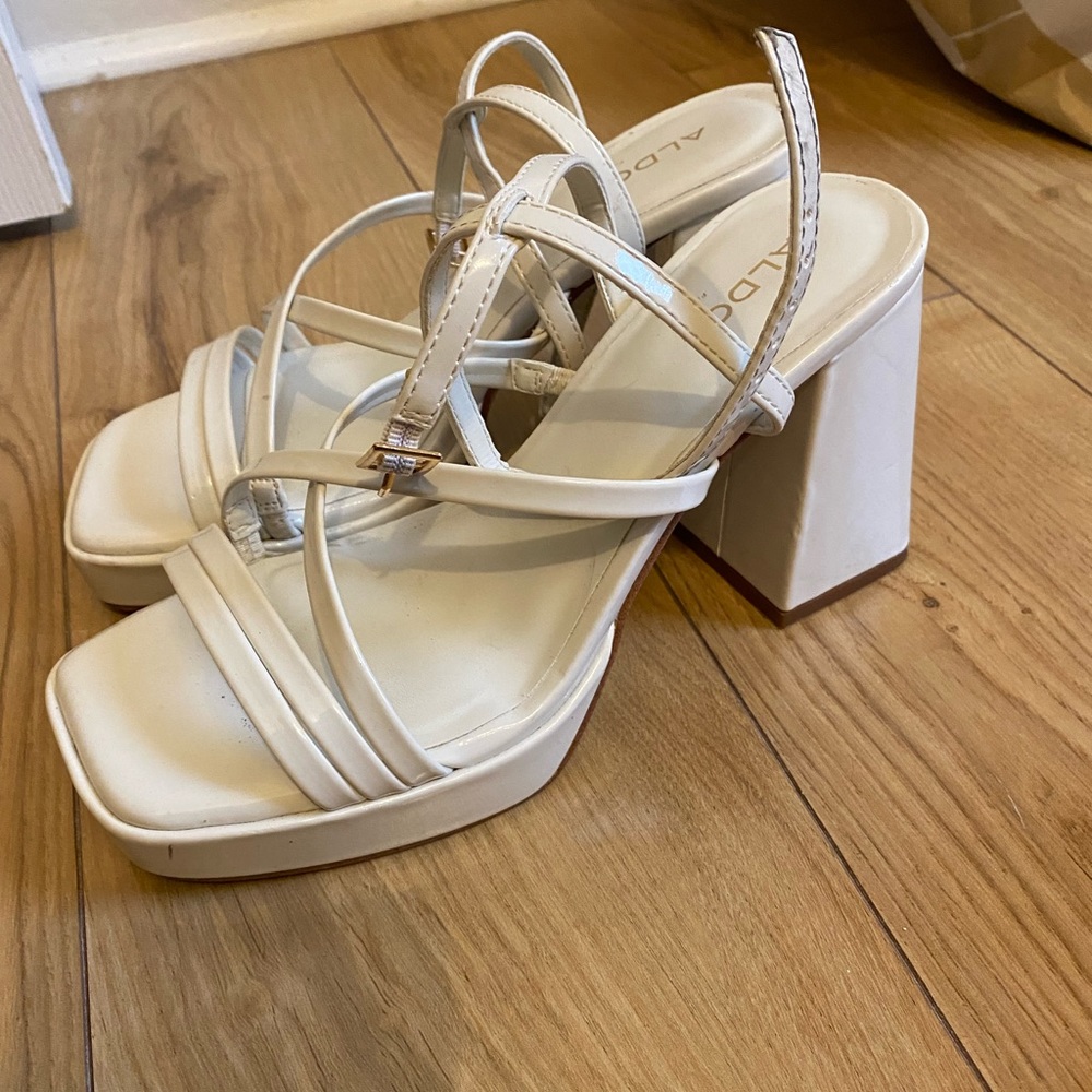 Aldo white platform heels size 36